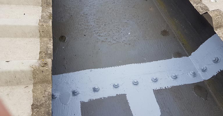 Giromax encapsulated gutter joints and bolts.