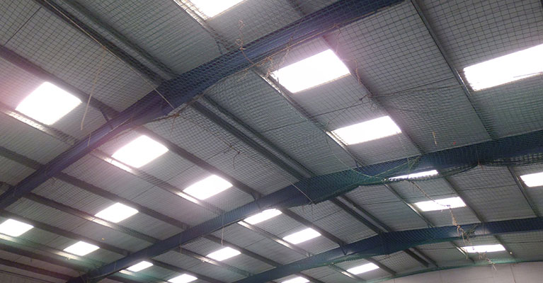 Roof safety netting
